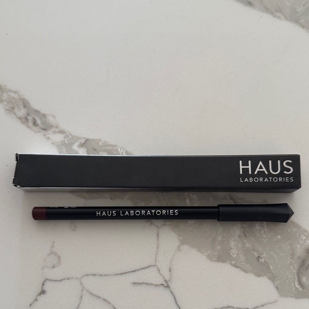 🌸5/$25🌸 Haus Laboratories rip lip liner in neat